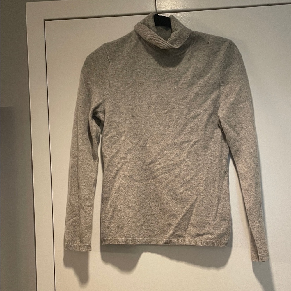 Charter Club Cashmere Gray Sweater